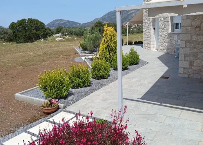 Smailis 1 Κορώνη